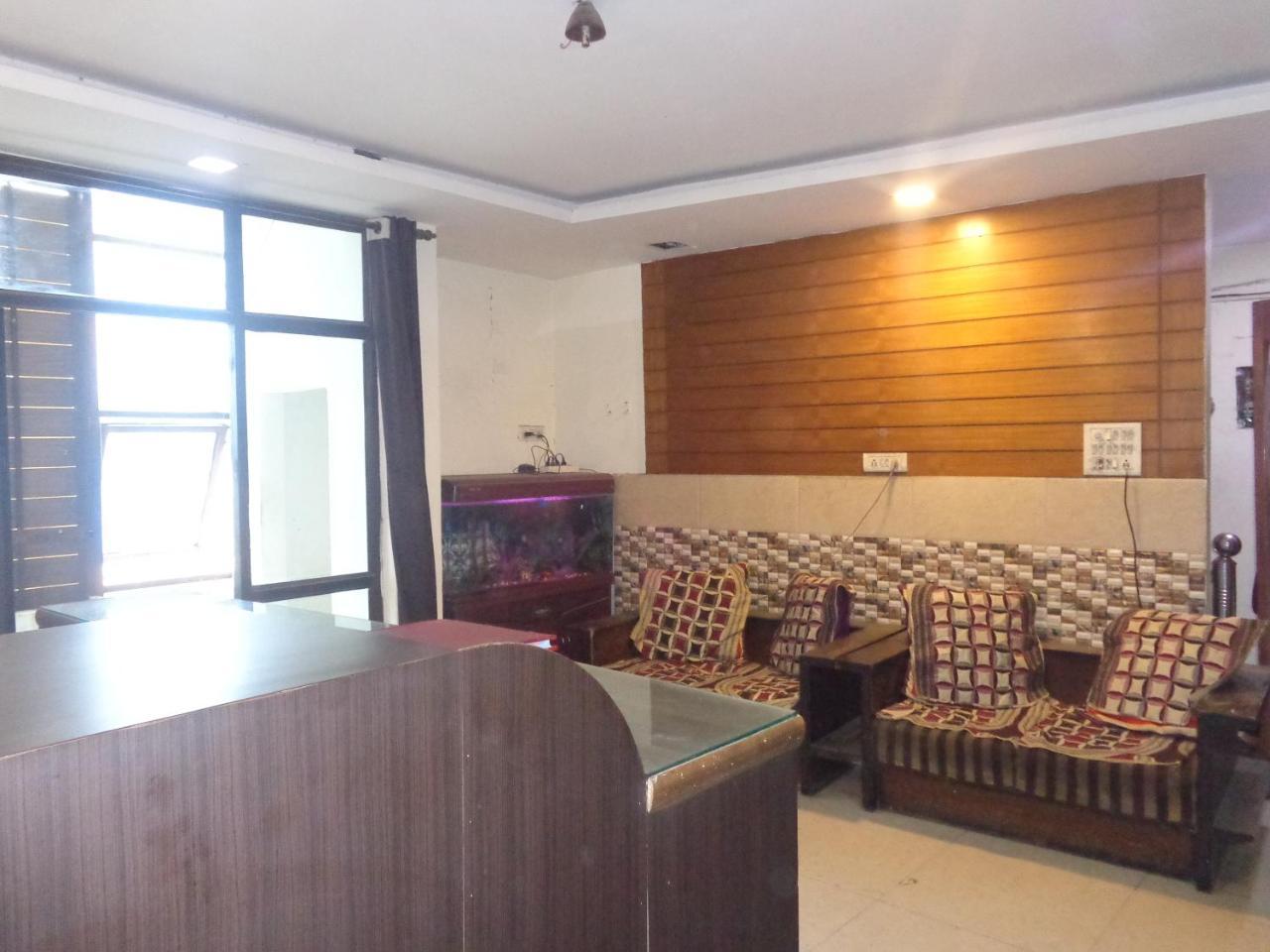 Silver Residency Hotel New Delhi Exterior photo